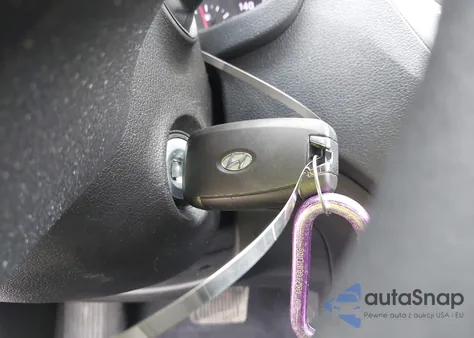 2018 Hyundai Accent Sel z USA, uszkodzony, nr VIN 3KPC24A34JE020980